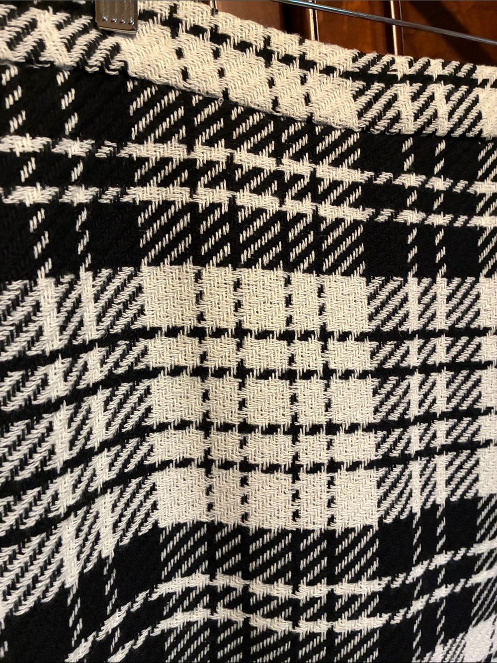 Talbots Black and White Twill Plaid Pencil Skirt Size 16 - Picture 4 of 8